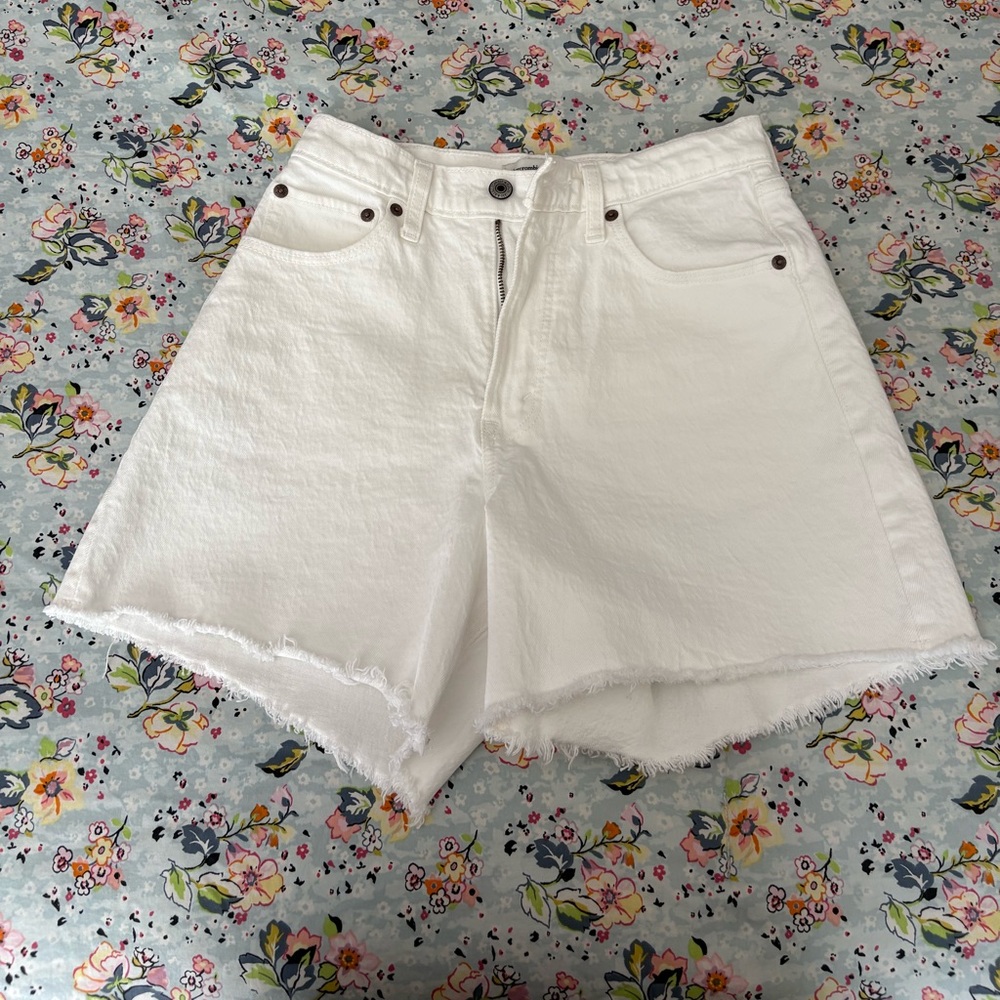 Abercrombie and Fitch Curve Love High Rise Dad Short